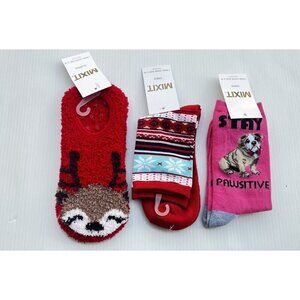 3 Mix it Pawsitive Red Holiday crew Socks and holiday slippers Shoe Size 4-10